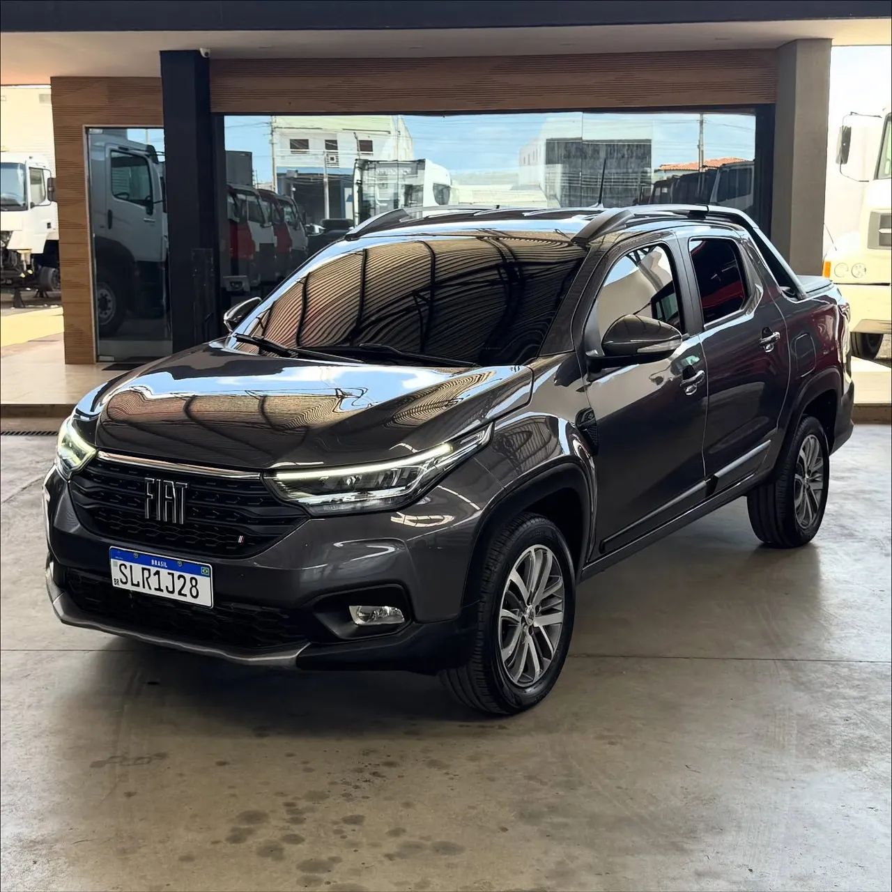 Fiat Strada Strada Volcano 1.3 Flex 8V CD Aut. 2024