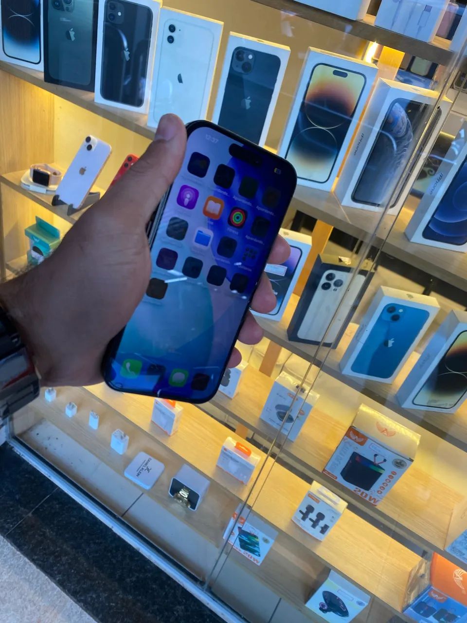  Vendo iPhone 15 Pro 128GB 100% - Foto 3