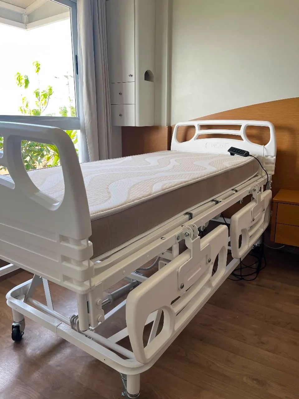 Cama motorizada hospitalar  - Foto 5