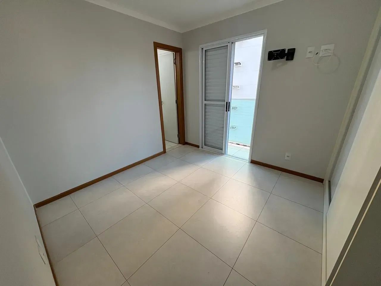 Edifício CAMBURI (Bauru/SP). Lindo apartamento com 1 suíte, 30m², completo em armários e v - Foto 3