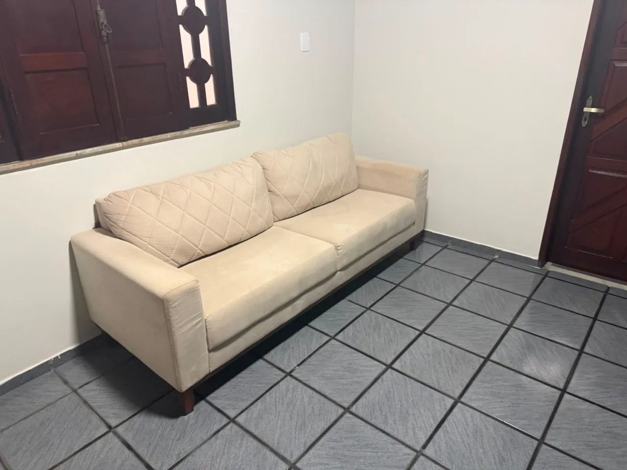 VENDO SOFA 3 LUGARES - Foto 4