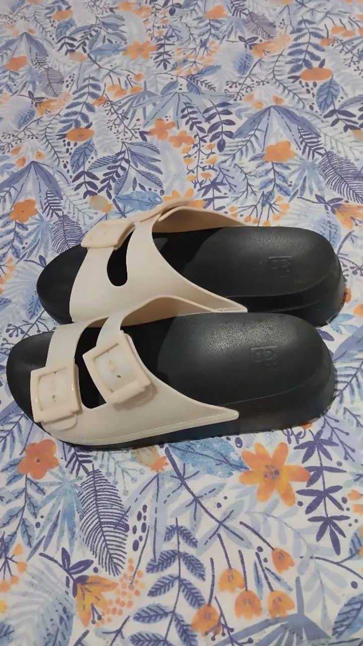 Chinelo zoxy apenas 40 reais 