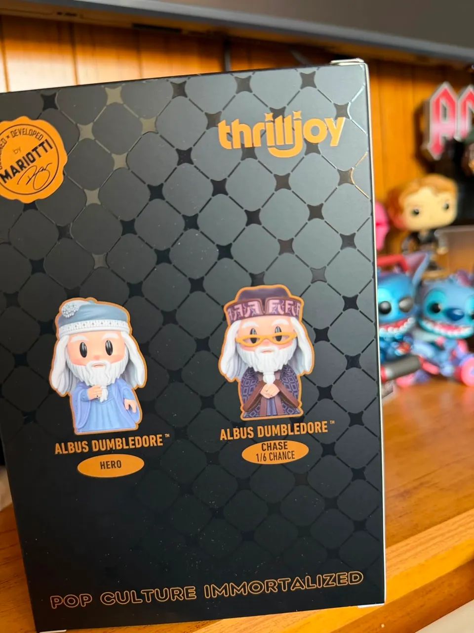 Funko Pop! Albus Dumbledore ( thrilljoy ) limitado 7000 peças  - Foto 2