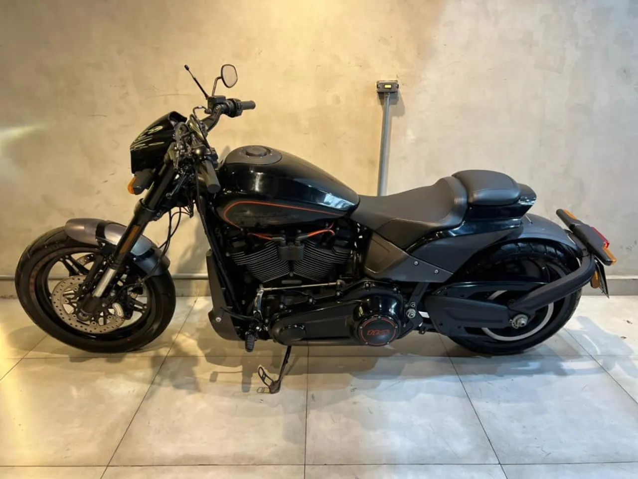 Harley-Davidson Fxdr 2019 - 1486175310 | OLX