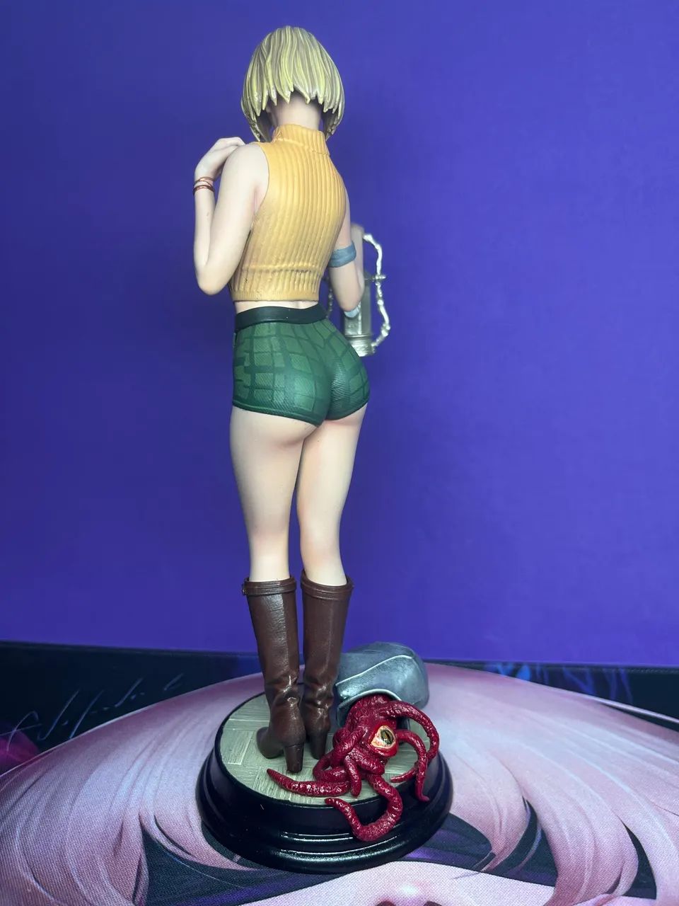 Resident Evil  Ashley 1/6 SOMENTE POR ENCOMENDA  - Foto 2