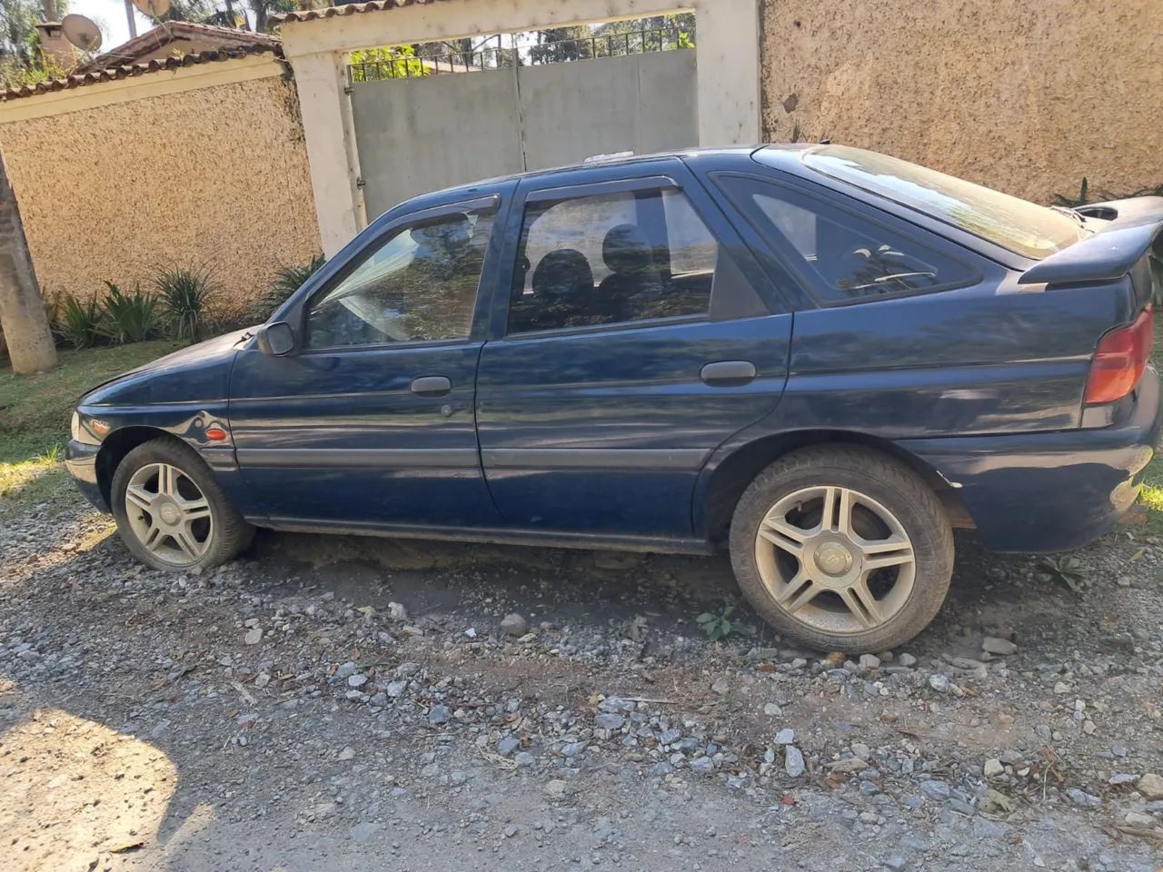 Ford Escort Escort GL 1.8i 16V 4p 1997