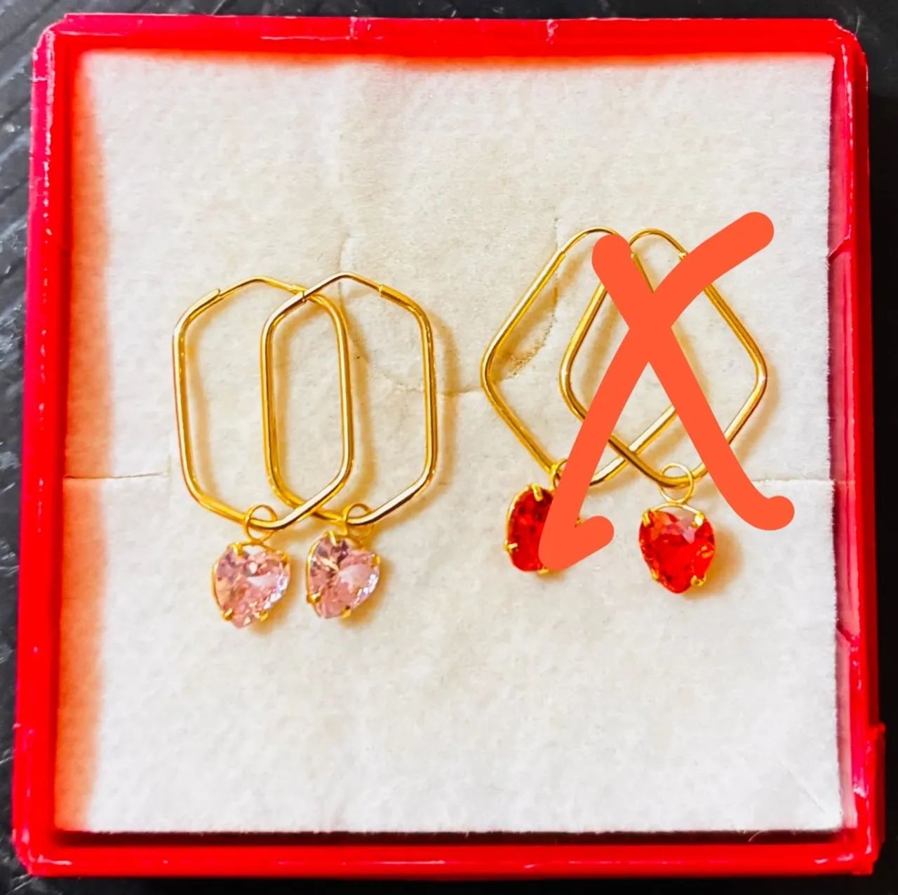 Argola de ouro com pingente 