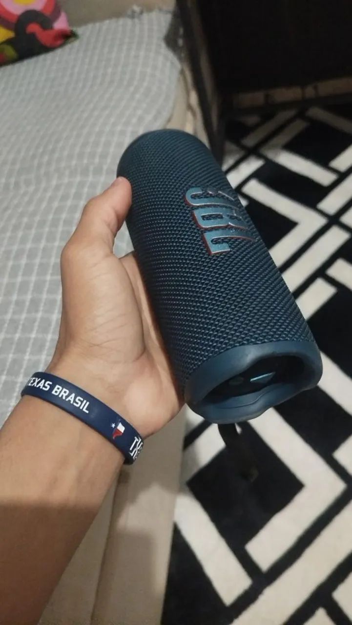 Vende-se JBL flip 6 original  - Foto 2