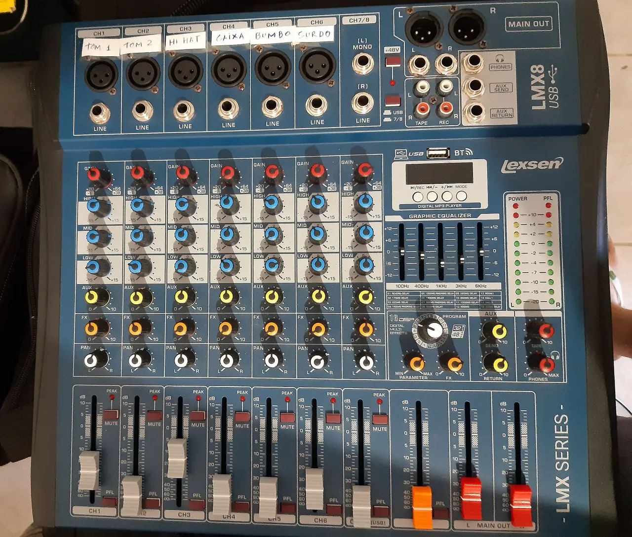 Mesa de som Lexsen - 8 canais