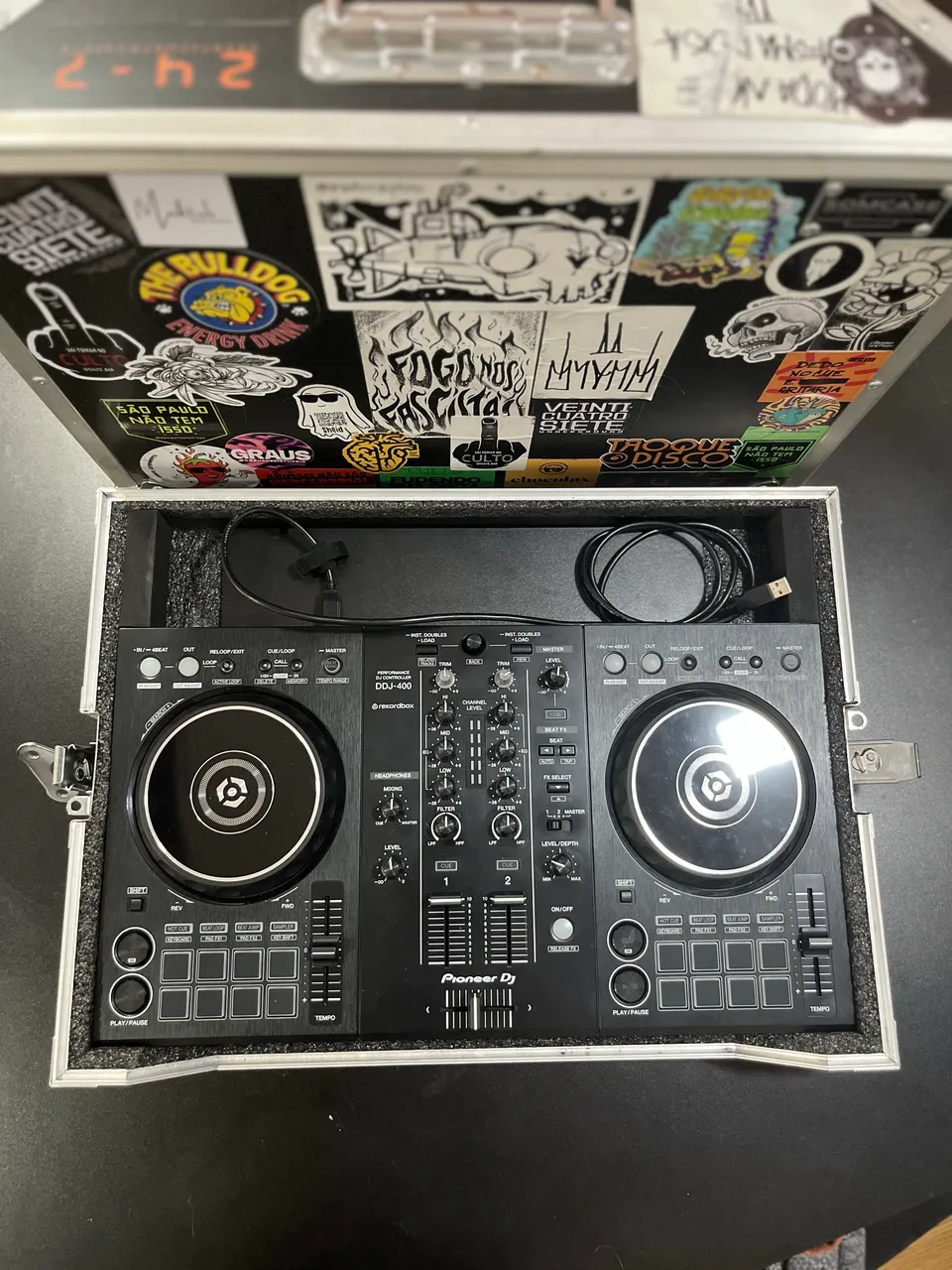 Controladora Pioneer Ddj Sb2 + Case plataforma - Equipamentos e