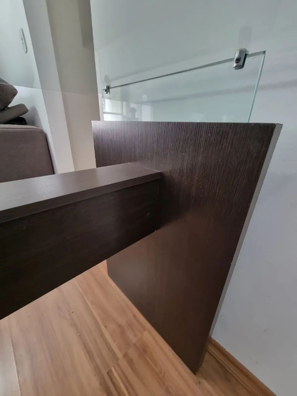 Mesa de Jantar Elegante com Tampo de Vidro - Foto 3