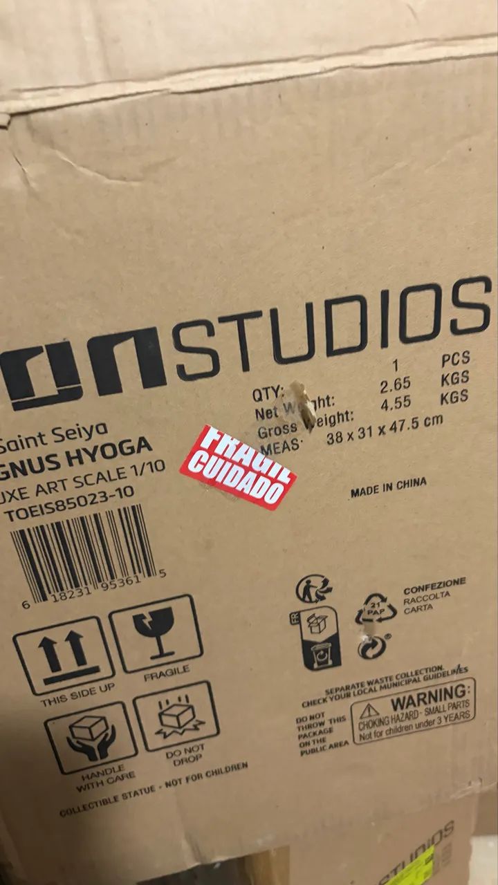 Hyoga deluxe Iron studios 