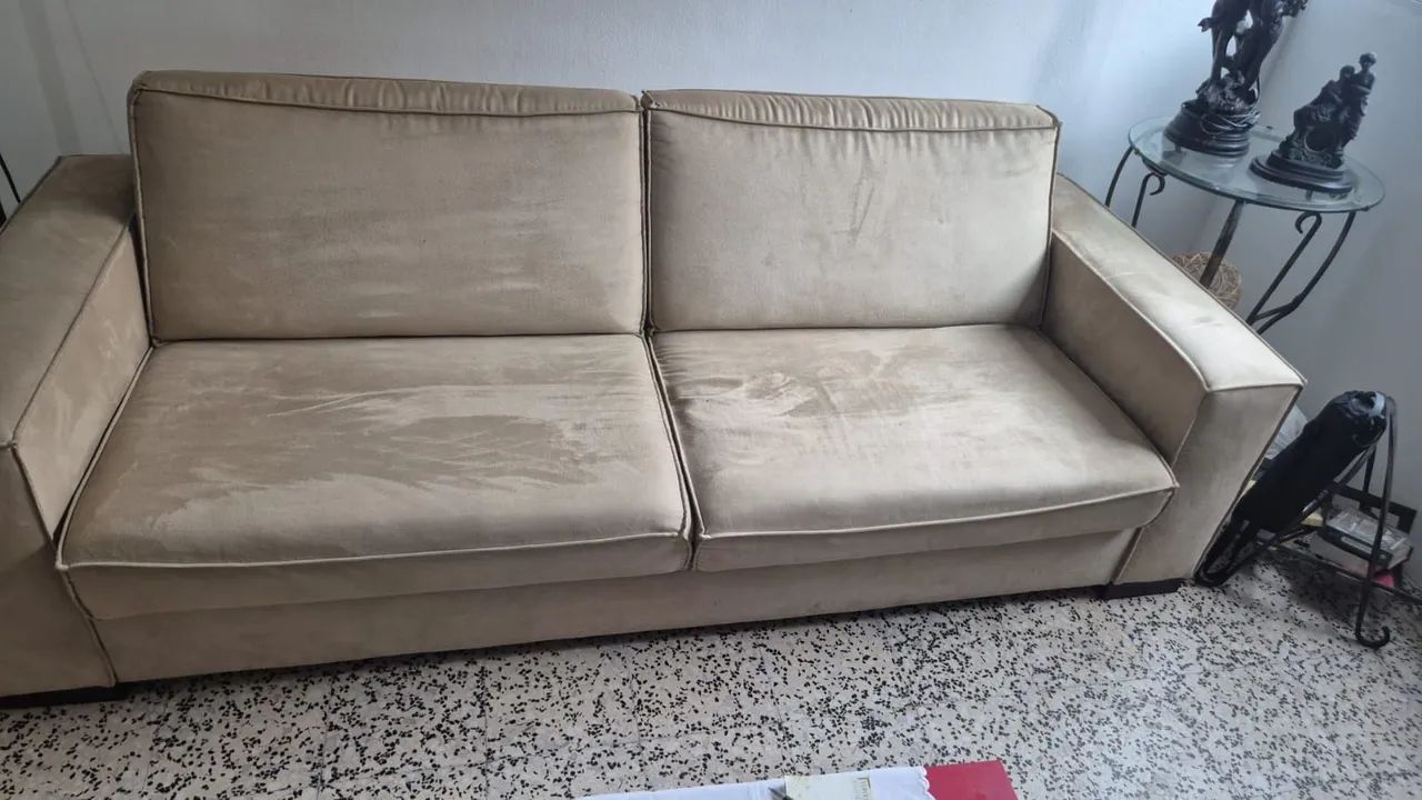 Sofá na cor bege - Foto 2
