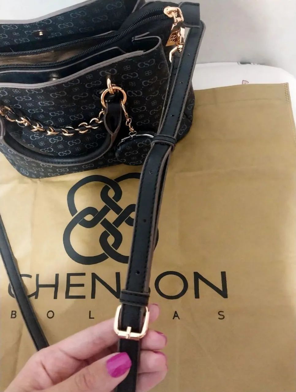 Bolsa de ombro preta chenson original  - Foto 4