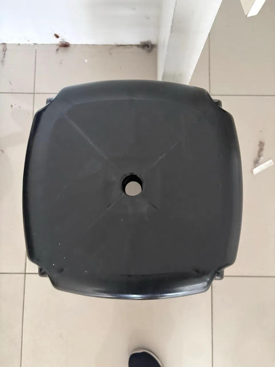 Banco plástico Tramontina 