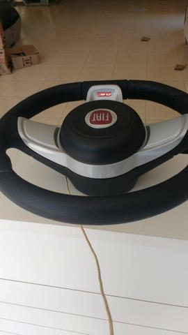 Volante esportivo para linha Fiat e Volkswagen - Foto 2