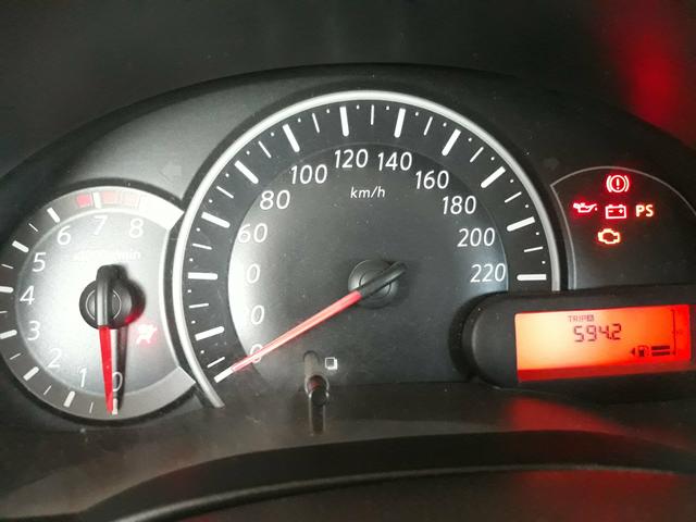 Nissan March SV 1.6 2012/2013 - Foto 3