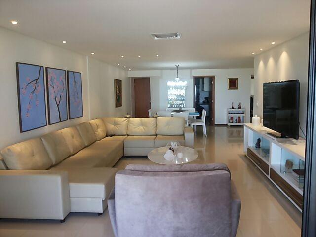 Apto com 4 suites + DCE em Jatiuca. 1ª quadra da praia bem prox. ao McDonald - Foto 5