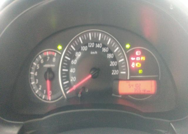 Nissan March 2015/2016 1.6 SL 16V Flex 4P Manual - Foto 4