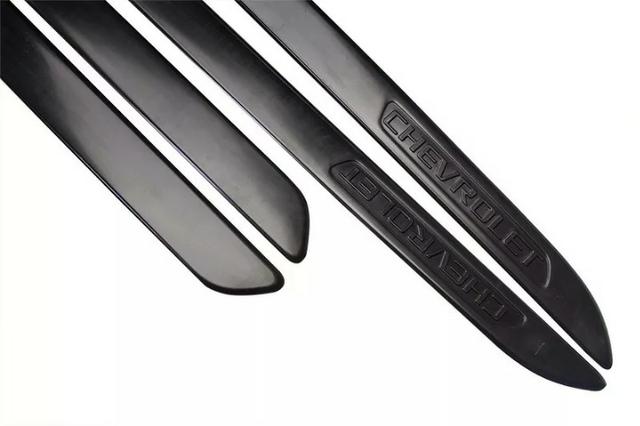 Frisos Laterais Cruze Celta Onix Prisma Original Gm *