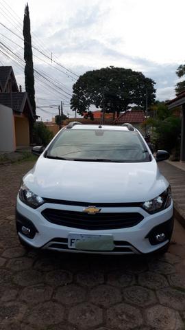 Carro ônix active 2018