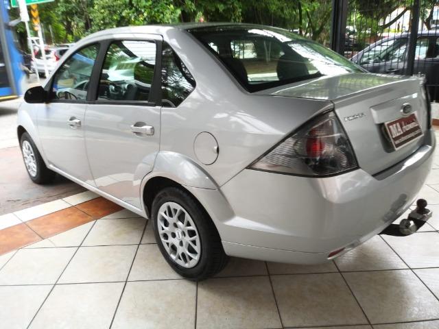 Fiesta 1.6 Mpi Class Sedan 8V Flex 4 portas Manual 2013 - Foto 4
