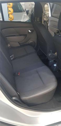 Sandero Stepway 1.6 - 2016 - Foto 13