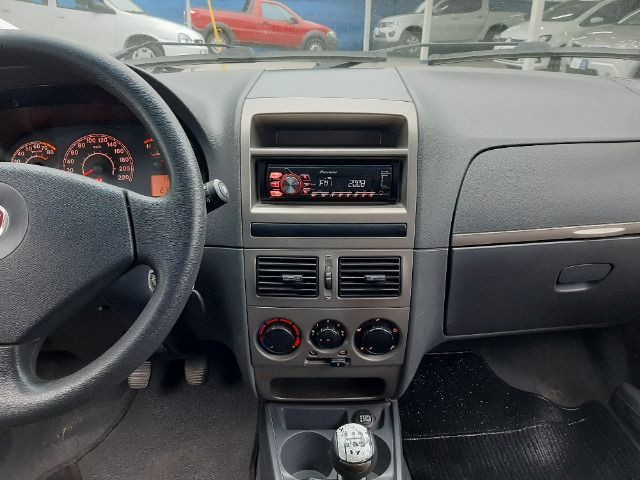 Fiat Palio Week Attrac. 1.4 - Foto 15
