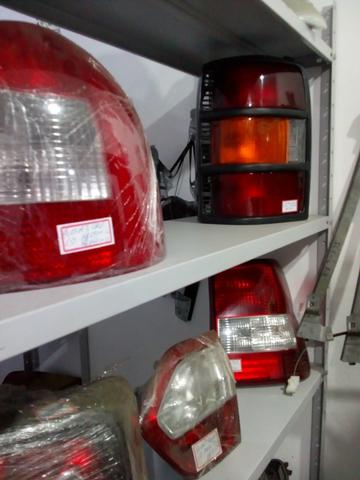 Lanterna esquerda Pajero GLX -B 98/99 - Foto 2