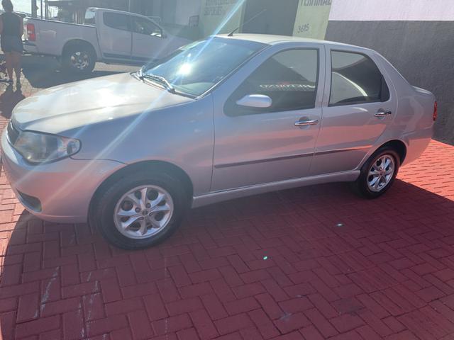 Vendo Siena Carro completo!!!