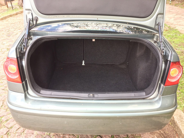 Polo sedan Comfortline 2010/2011 - Foto 5