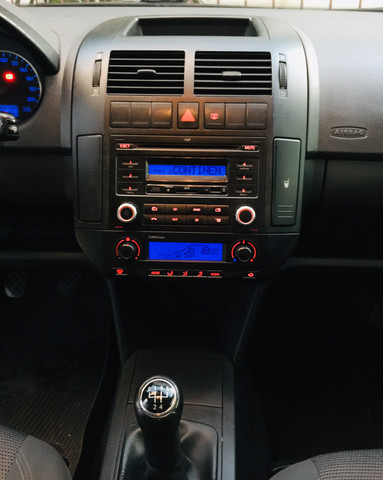 Polo sedan Comfortline 2010/2011 - Foto 9