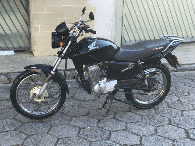 TITAN 150