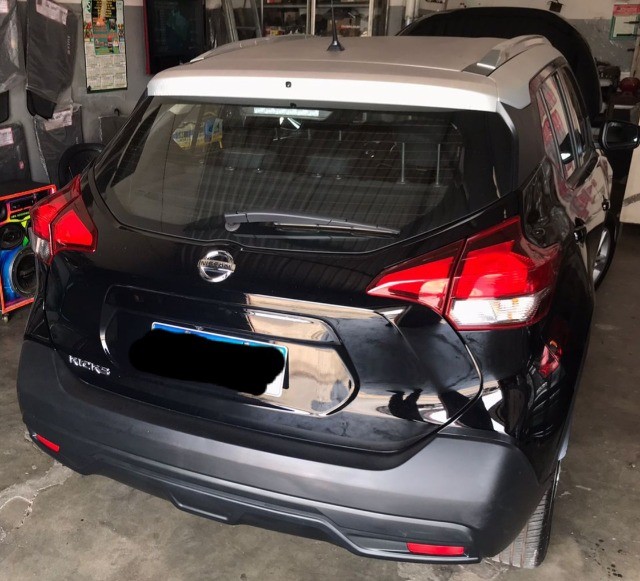 KICKS 2020 CARRO NOVO.