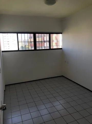 140m2 2 vagas Papicu liga 9 87 4 8 3 1 0 8 Diego9989f querubins
