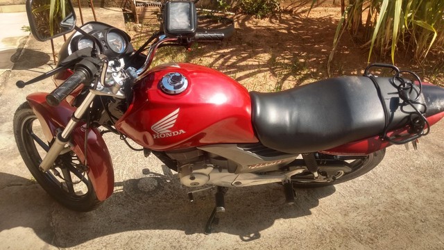 MOTO CG TITAN