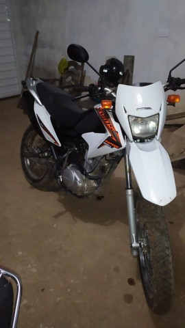 MOTO BROS