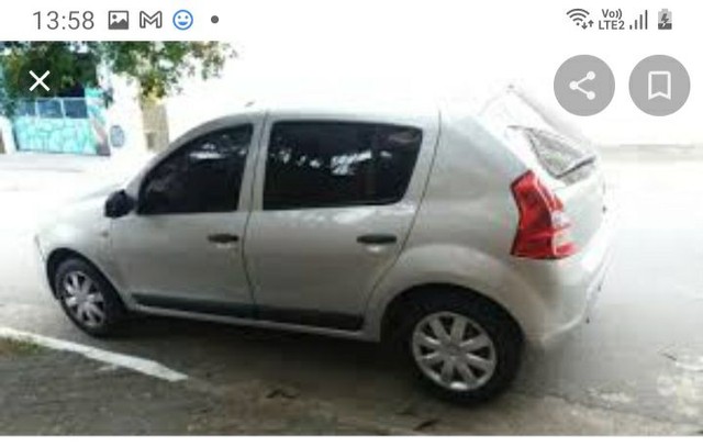 SANDERO 2012