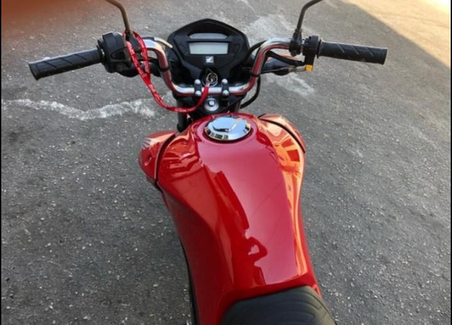 VENDO MOTO 150