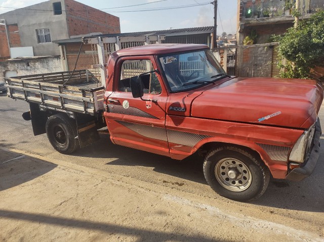 1990 FORD F-1000