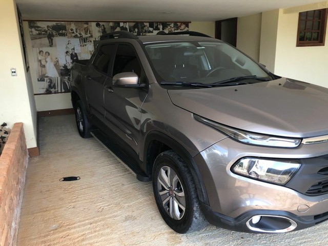FIAT TORO FREEDON 2019