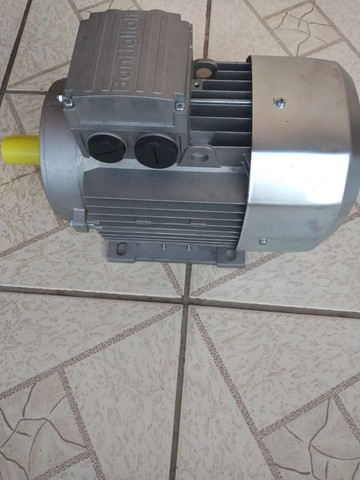 Motor elétrico trifásico 3cv rpm 1740. - Foto 2
