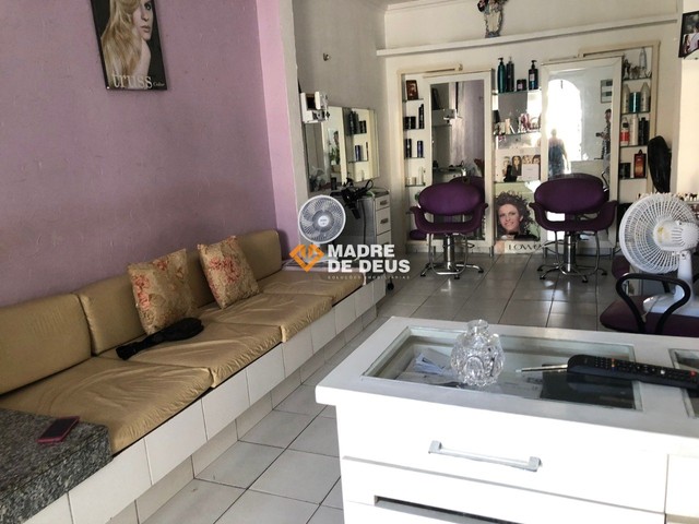 EXCELENTE CASA COMERCIAL DE ESQUINA (PE. VALDEVINO C/ MONS. BRUNO) - Foto 3