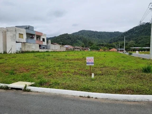 Vende-se Terreno em Schroeder-SC - Terrenos, sítios e fazendas