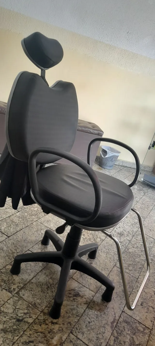 Poltronas de barbeiro  +195 anúncios na OLX Brasil