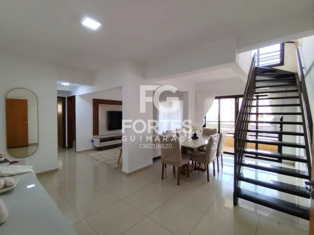 Apartamento Cobertura de 4 Dormitórios com 136m² no Bairro Jd Botânico! - Foto 2