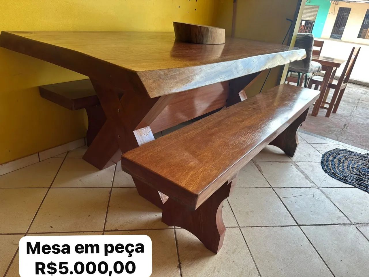 Mesa de Jantar de Madeira Maciça - Foto 2