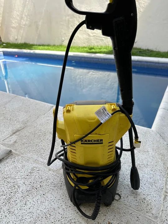 Lavadora de Alta Pressão - Limpeza Potente