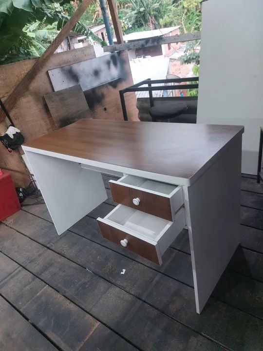 Mesa de Escritório Branca com Tampo Amadeirado - Foto 5