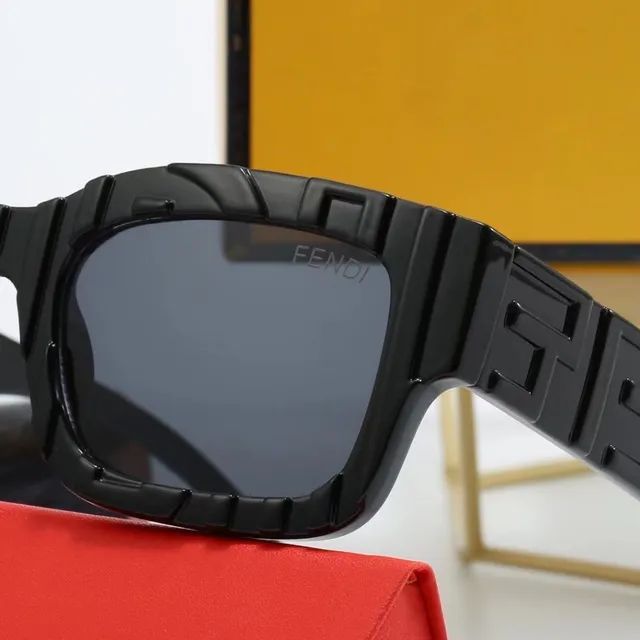 Óculos Fendi  - Foto 4